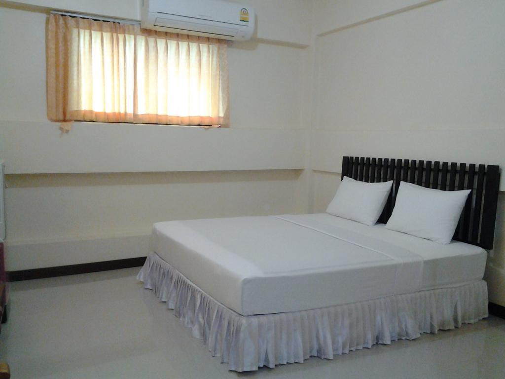 J-Safe Guesthouse سوكوتايْ المظهر الخارجي الصورة