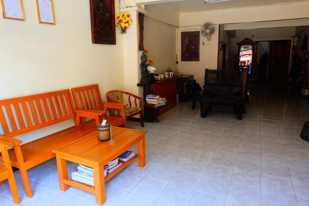 J-Safe Guesthouse سوكوتايْ المظهر الخارجي الصورة
