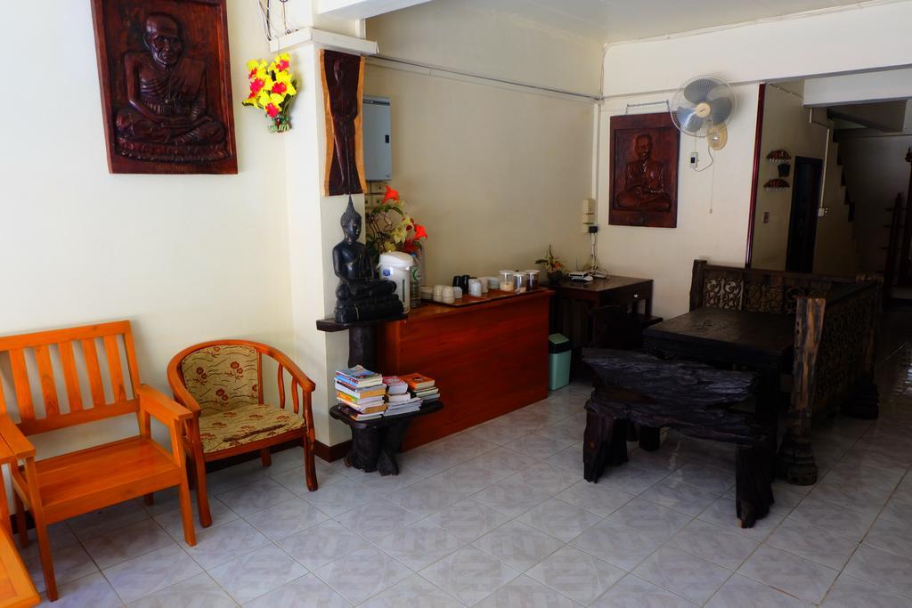 J-Safe Guesthouse سوكوتايْ المظهر الخارجي الصورة