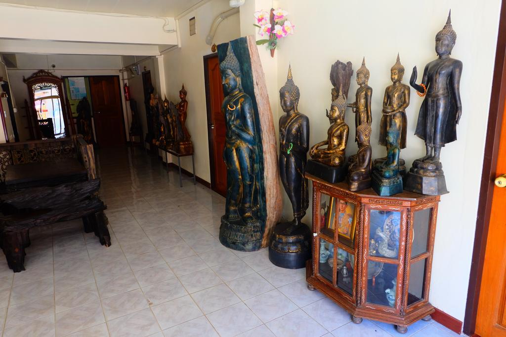 J-Safe Guesthouse سوكوتايْ المظهر الخارجي الصورة