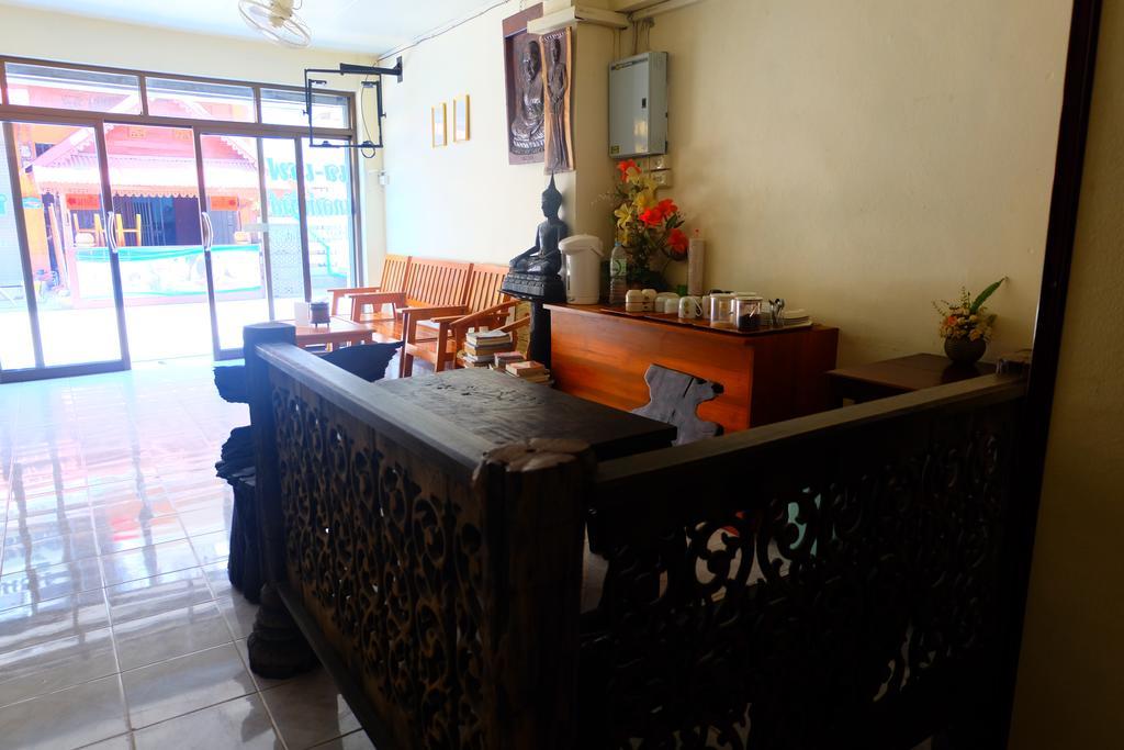 J-Safe Guesthouse سوكوتايْ المظهر الخارجي الصورة